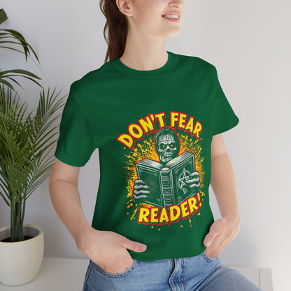 Don’t Fear the Reader - Horror - T-Shirt by Stichas T-Shirt Company